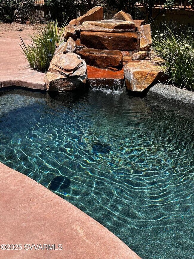 Building Photo - Gorgeous, modern, remodeled, unfurnished, with pool and spa