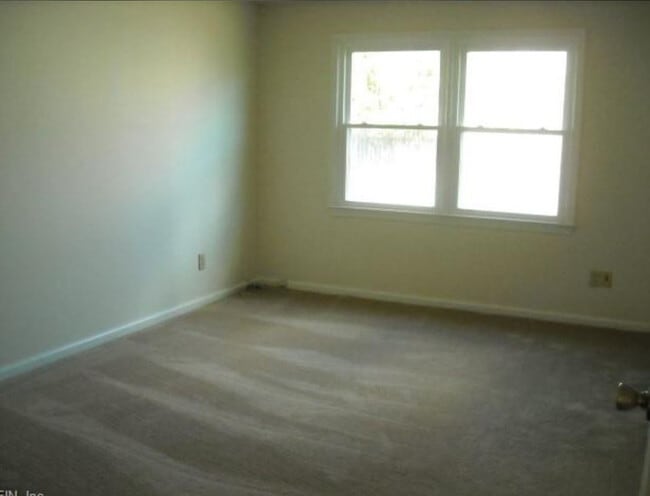 Building Photo - 3792 Ridgeview Ct