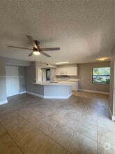 Building Photo - 9999 Summerbreeze Dr