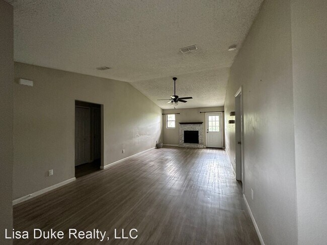 Building Photo - 3 br, 2 bath House - 445 Blue Whale Way