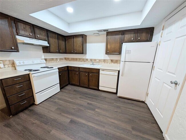 Foto del edificio - 3827 N Harvard Ave