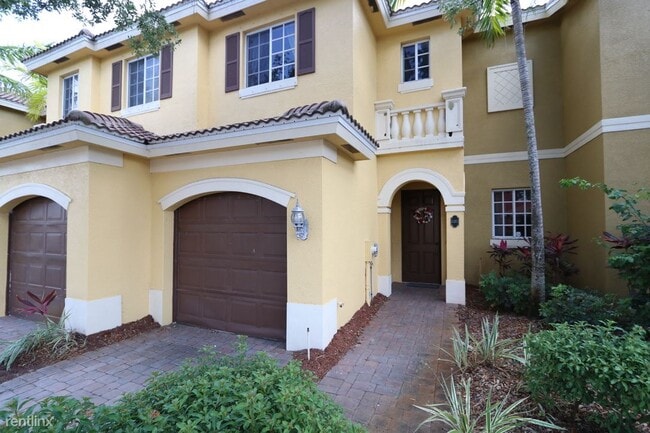 Building Photo - 3 br, 2.5 bath Townhome - 10101 Tin Maple ...