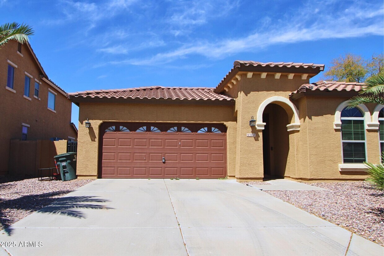 Foto principal - 1554 E Prickly Pear Pl