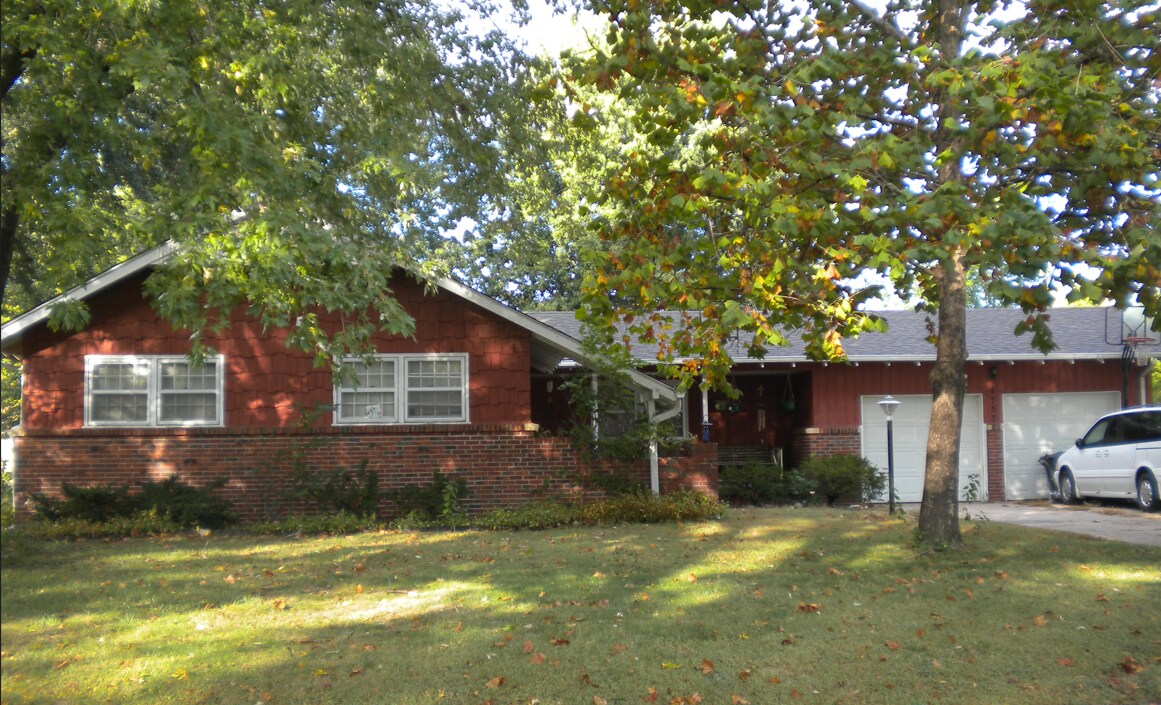 1757 N Sabin St, Wichita, KS 67212 House Rental in Wichita, KS
