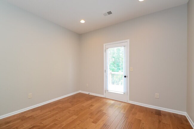Foto del edificio - 234 Bethany Manor Ct