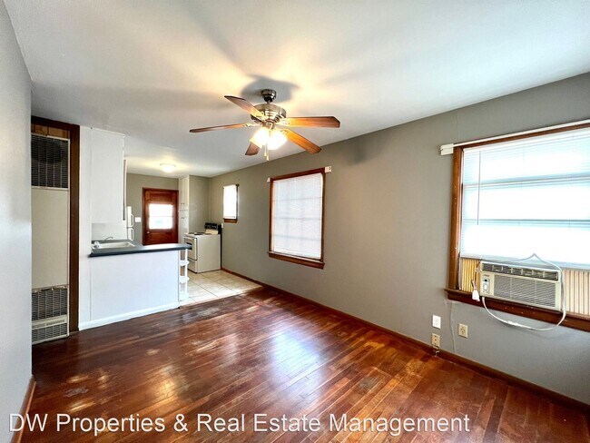 Building Photo - 2 br, 1 bath House - 810 Eighth