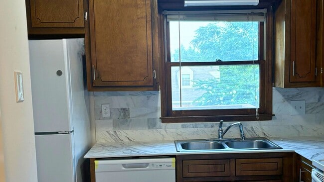 Photo - 905 Park Pl NE Townhome