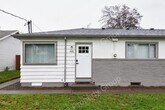 Primary Photo - 8307 N Fowler Ave