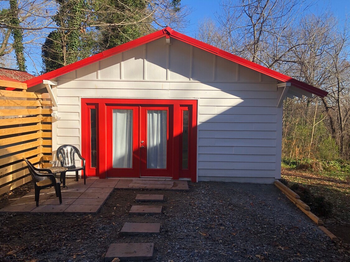 157 S Ridgecrest Ave, Rutherfordton, NC 28139 House Rental in