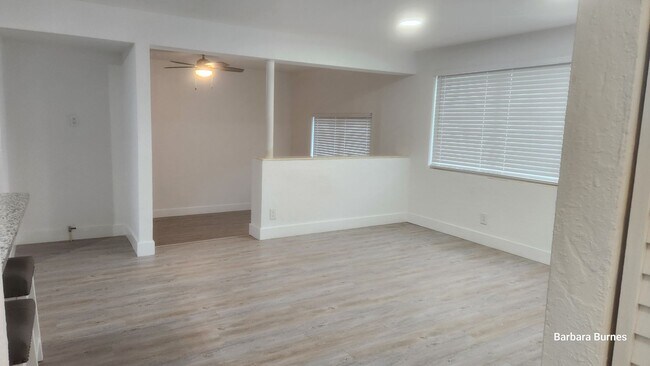 Foto del edificio - Three bedroom two bath for rent near Ridgewood and LPGA.