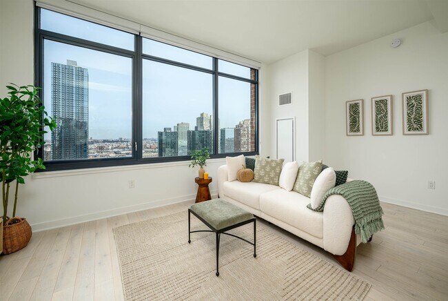Foto del edificio - 155 Bay St