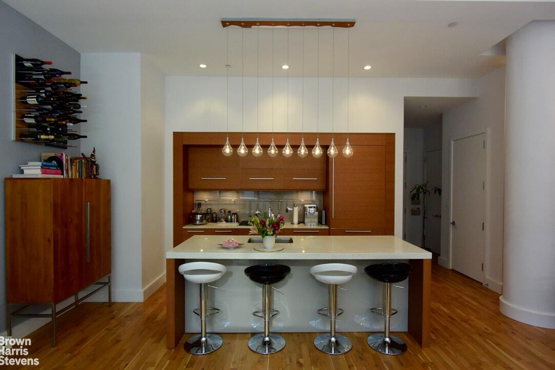 Foto principal - 360 Furman St