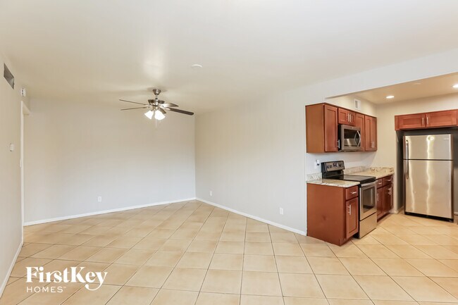 Foto del edificio - 3746 W Puget Ave