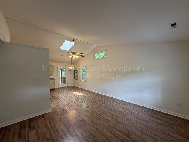 Foto del edificio - 27140 Shannon Mill Dr