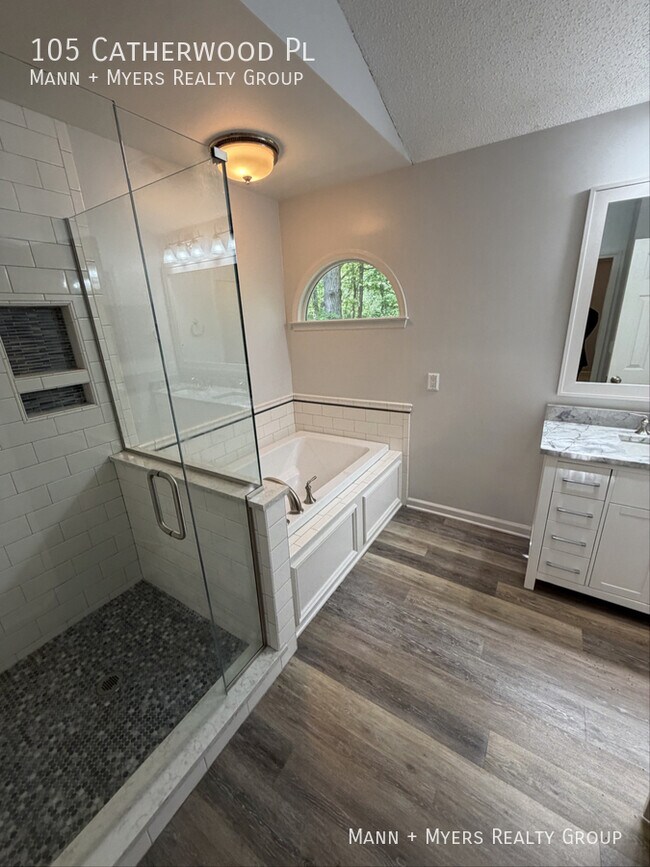 Building Photo - 105 Catherwood Pl