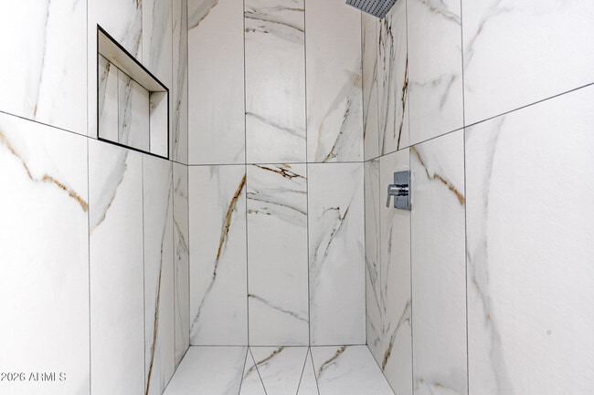 Building Photo - 3035 E Heatherbrae Dr