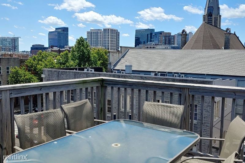 Primary Photo - 3 br, 2 bath Townhome - 325 S Regester St