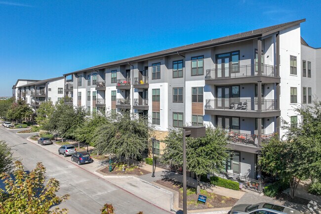 Foto del edificio - Overture Fairview 55+ Active Adult Apartme...