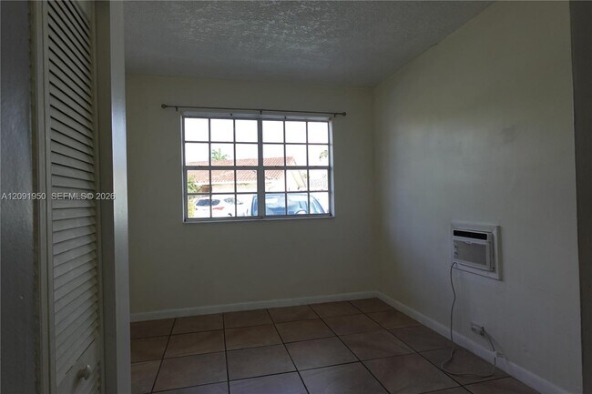 Foto del edificio - 11262 SW 74th St