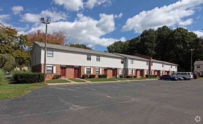 parkwood apartment homes charlotte nc