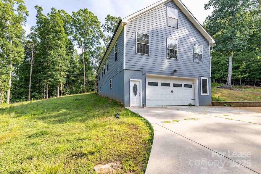 Primary Photo - 242 Newport Dr
