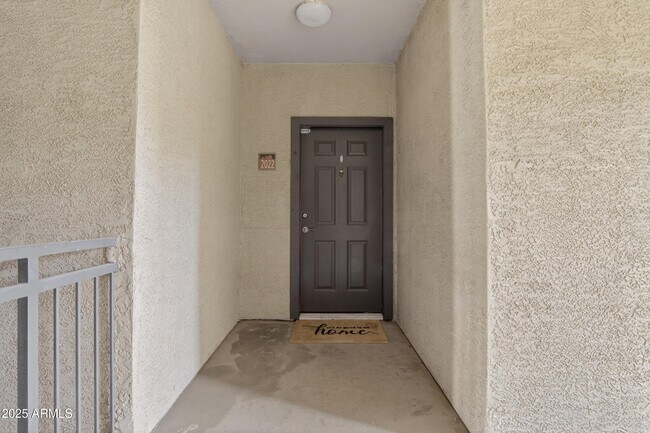 Foto del edificio - 5401 E Van Buren St