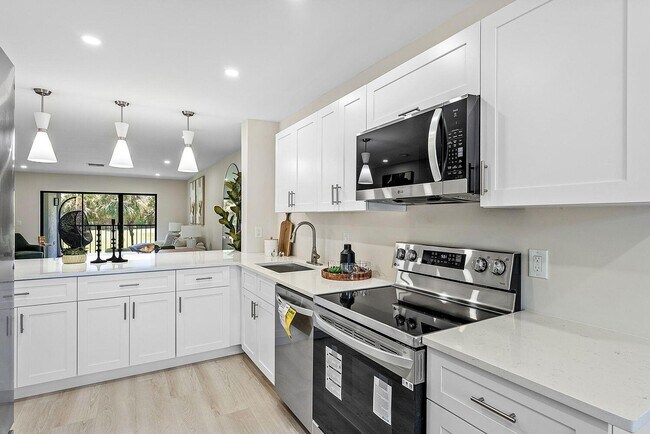Foto del edificio - 52 Stratford Ln W