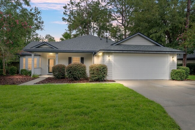 Building Photo - Mentone in SW Gainesville