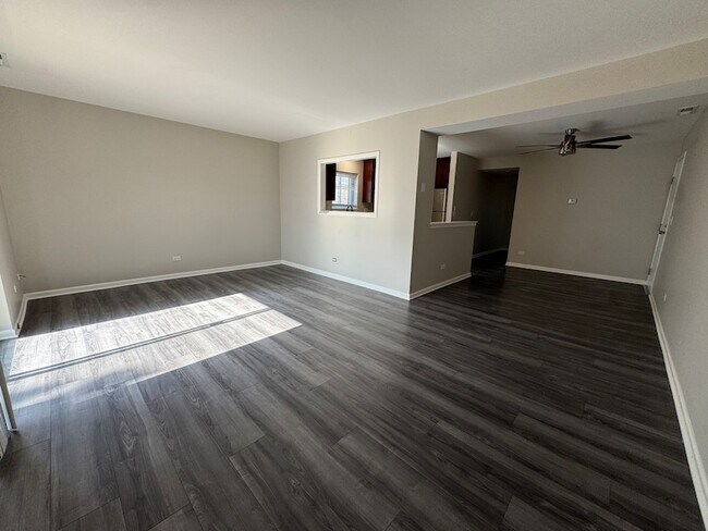 Foto del edificio - 2220 Abbeywood Dr