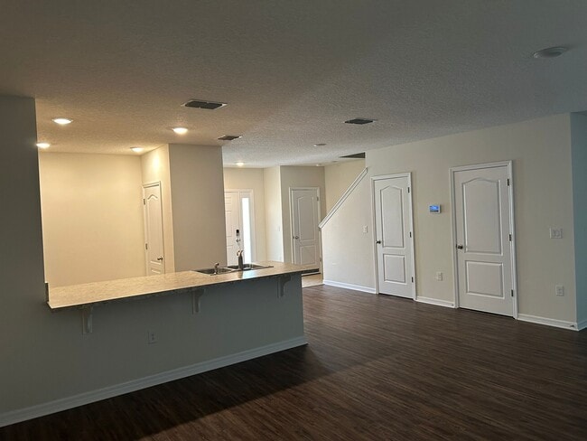 Building Photo - 1631 Primo Ct