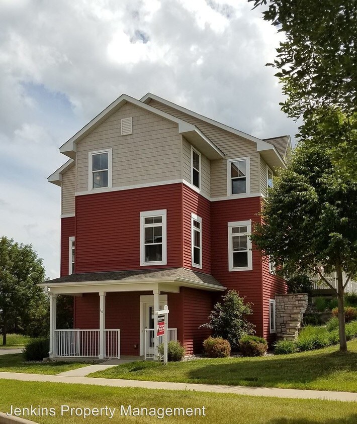 Primary Photo - 3 br, 2 bath House - 16 Hope Circle