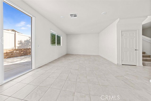 Foto del edificio - 11640 Eldridge Ave