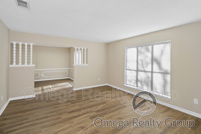 Building Photo - 5451 Quail Run E