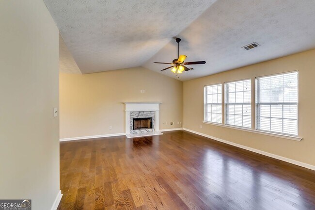 Foto del edificio - 2727 Manor Cove