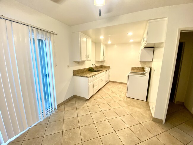 Bright updated kitchen - 2230 Gates Ave
