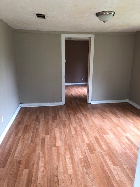 Foto del edificio - Ask about our first month special!!