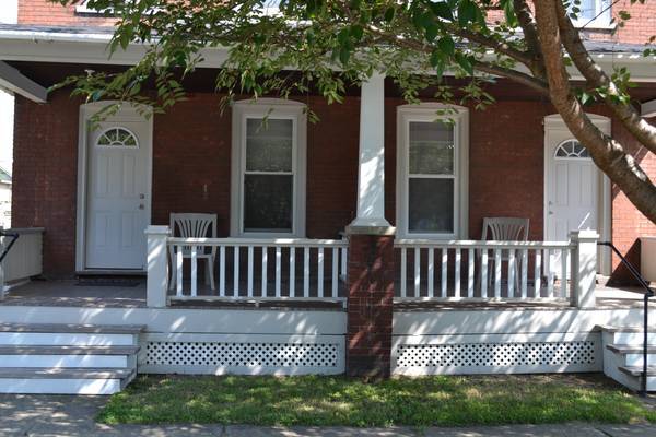 Building Photo - 952 2nd St