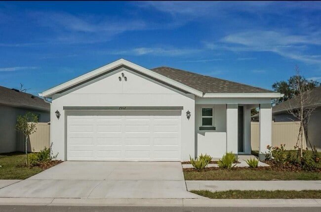 Building Photo - 7912 Majestic Palms Ct