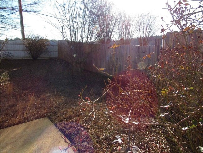 Building Photo - 35 Granite Ct