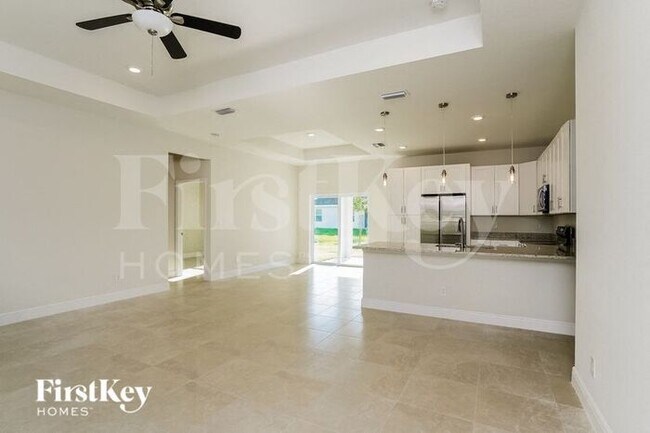 Foto del edificio - 2120 NW 16th Pl