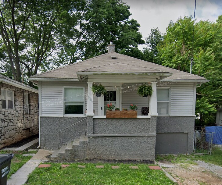 1006 W Elm Arcade St, Springfield, MO 65806 House Rental in