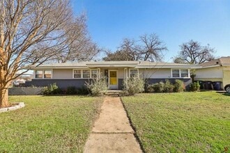 Building Photo - 4901 Rector Ave