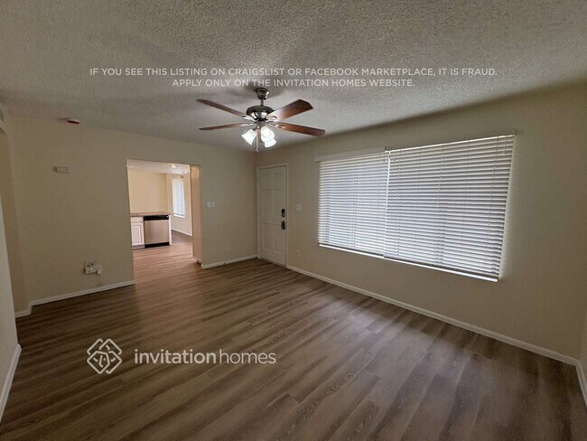 Foto del edificio - 7341 W Shangri La Rd