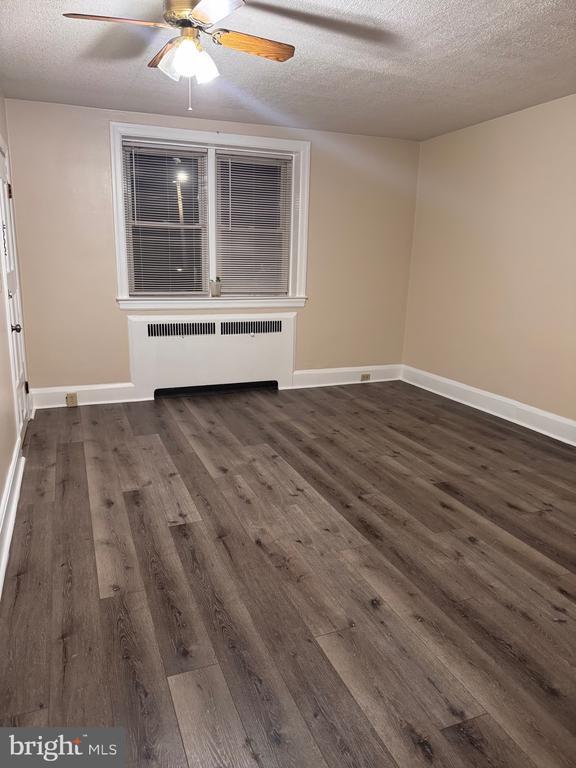 Foto del edificio - 4041 Wilkens Ave