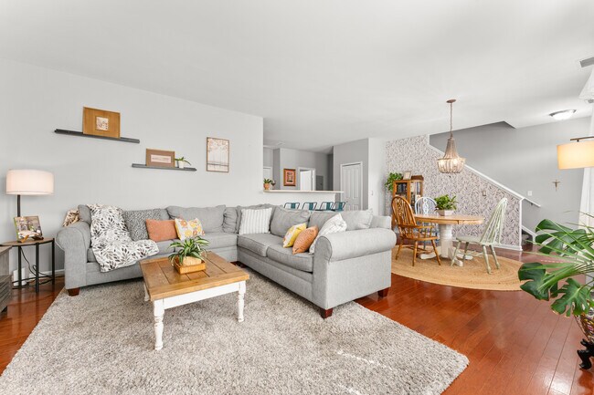 Foto del edificio - 713 Abbington Ct