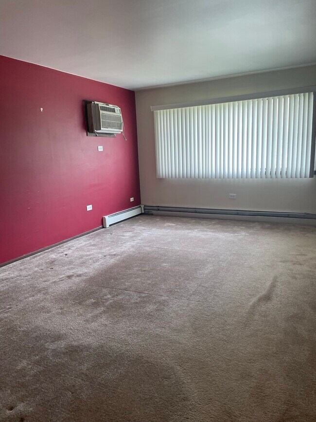 Foto del edificio - 543 W Pleasant Ln