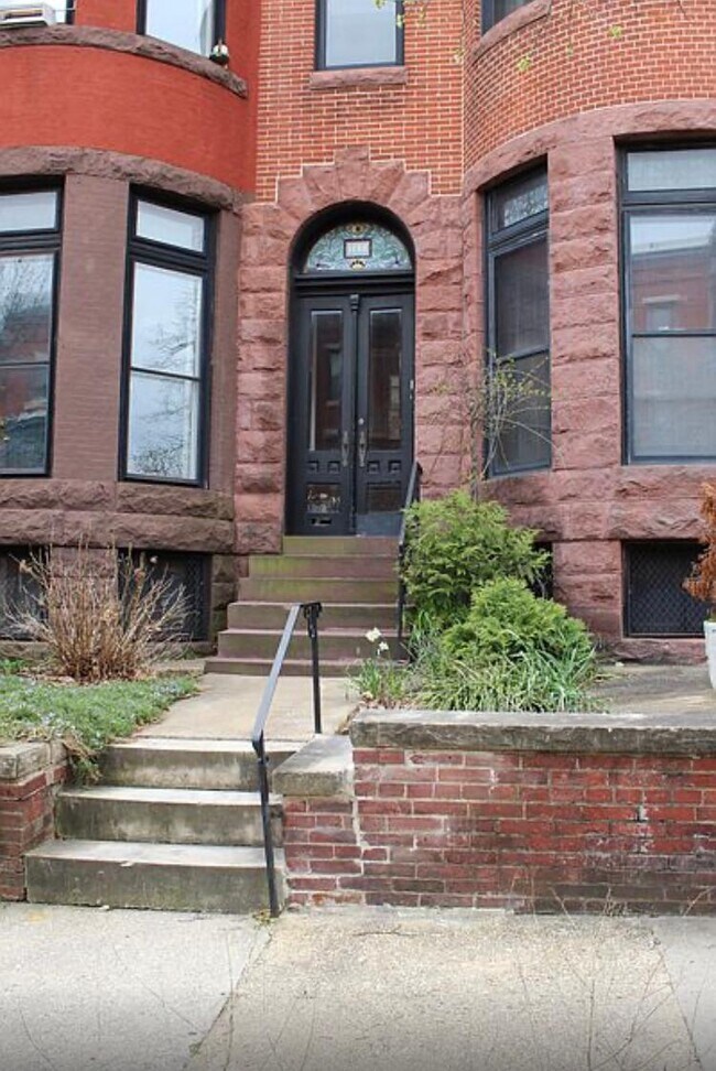 Photo - 1732 Linden Ave Apartments