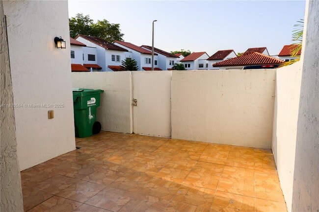 Building Photo - 6211 SW 138th Ct