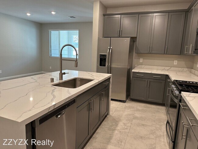 Foto del edificio - 3 br, 2.5 bath House - 515 Sonoma Range St.