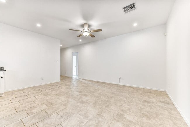 Building Photo - 7515 Fierce Friesian Ln